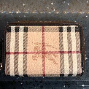 Burberry wallet